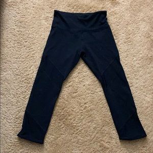 Lorna Jane black mesh crop leggings